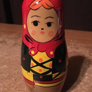 SET OF 5 RUSSIAN NESTING DOLLS HANDPAINTED WOODEN DOLLS